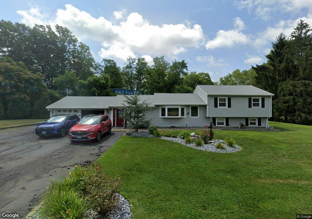 54 Tamarac Rd, Wallingford, CT 06492 - photo 1