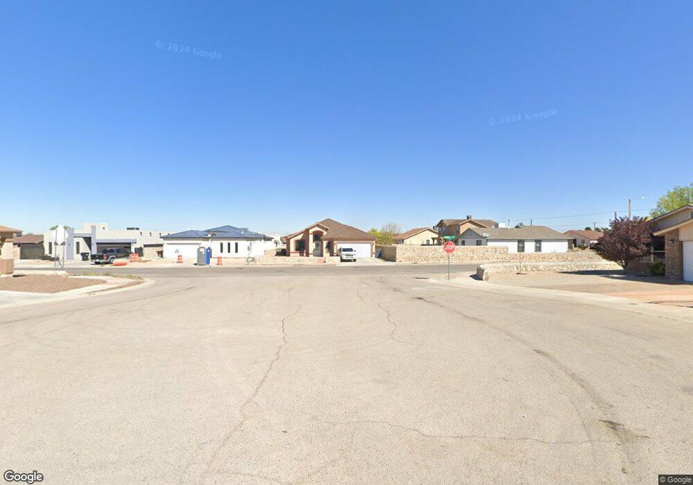 815 Andrea Kufner, Horizon City, TX 79928 - photo 1