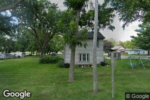 305 Grove St, Elma, IA 50628