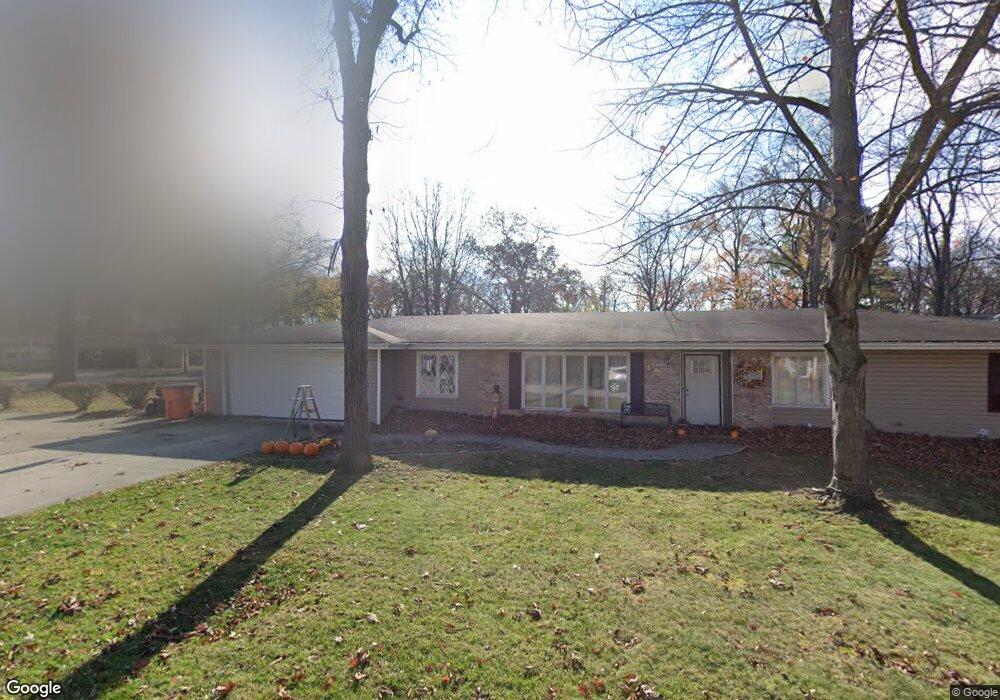 1503 Hickory Hill Dr, Effingham, IL 62401 - photo 1