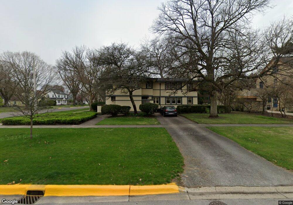 1300 Garfield Ave, Aurora, IL 60506 - photo 1