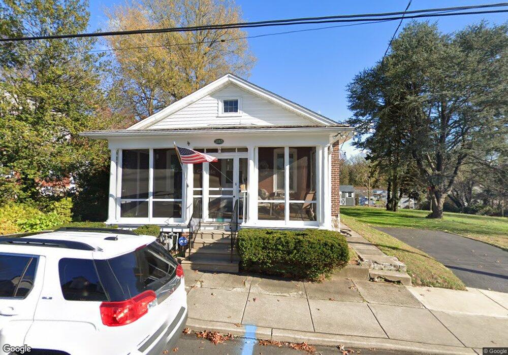 1119 Woodside Ave, Brookhaven, PA 19015 - photo 1
