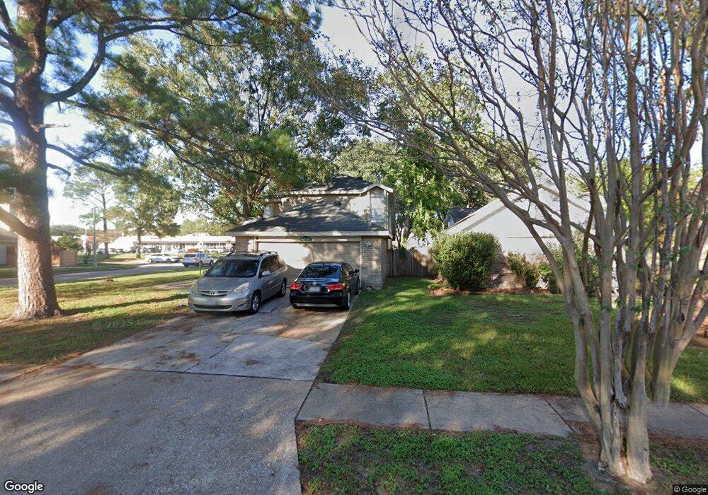 8666 Pine Falls Dr, Houston, TX 77095 - photo 1