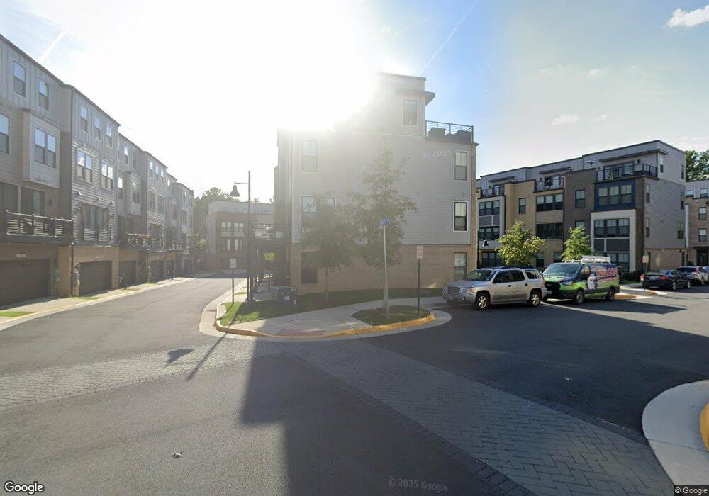 1634 Bandit Loop, Reston, VA 20190 - photo 1