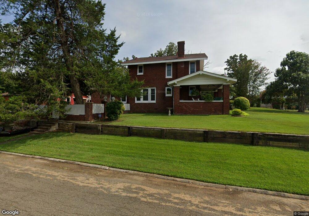 501 S 3rd St, Hugo, OK 74743 - photo 1