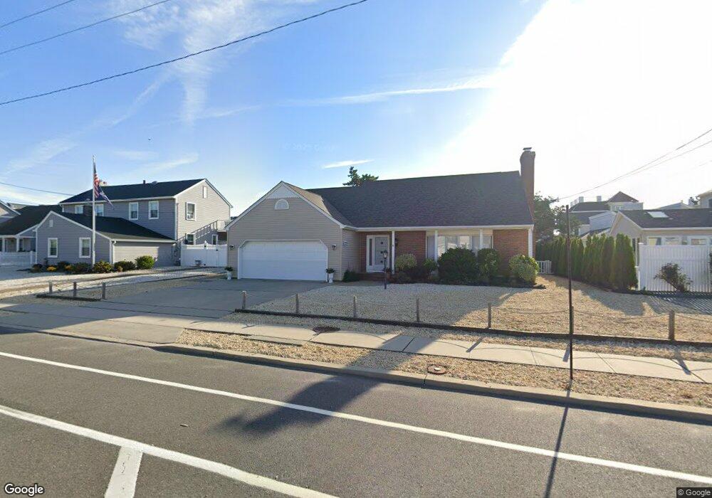 272 Highway 35 N, Mantoloking, NJ 08738 - photo 1
