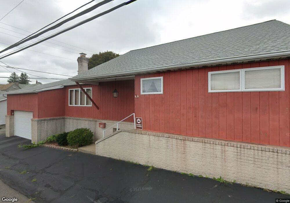 427 E 7th St, Hazleton, PA 18201 - photo 1