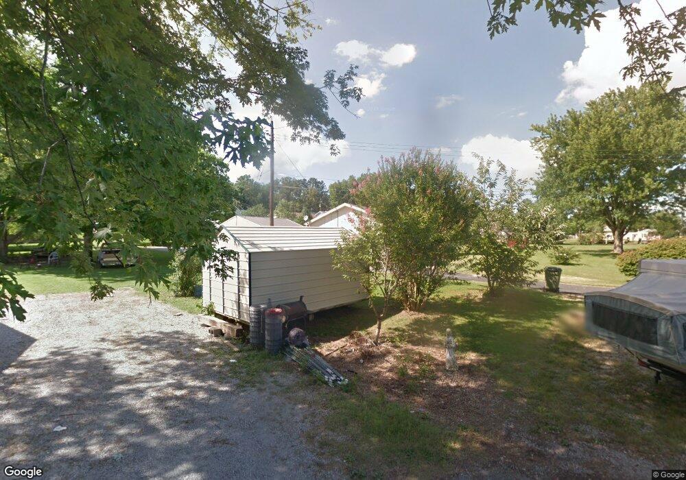 610 Vass Ln, Hopkinsville, KY 42240 - photo 1