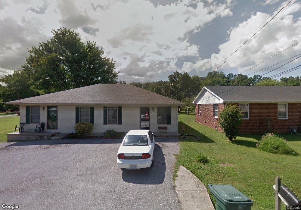 614 Vass Ln, Hopkinsville, KY 42240 - photo 1