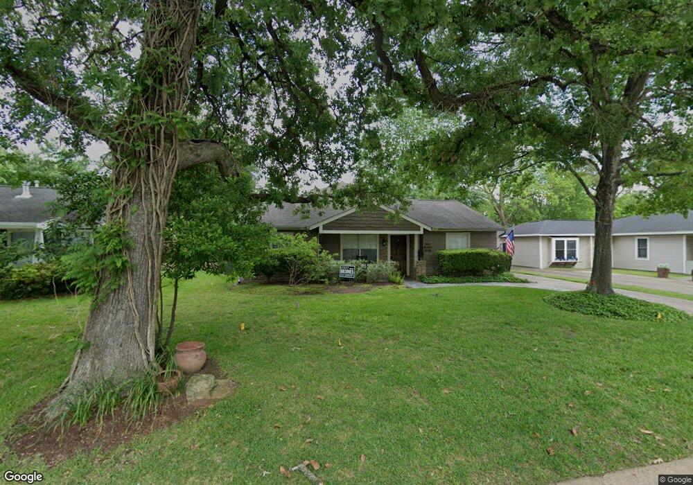 1630 Viking Dr, Houston, TX 77018 - photo 1