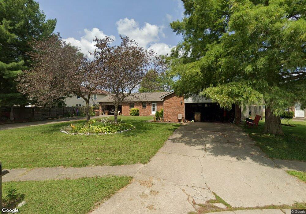 1932 Bonnie Ct, Columbus, IN 47203 - photo 1
