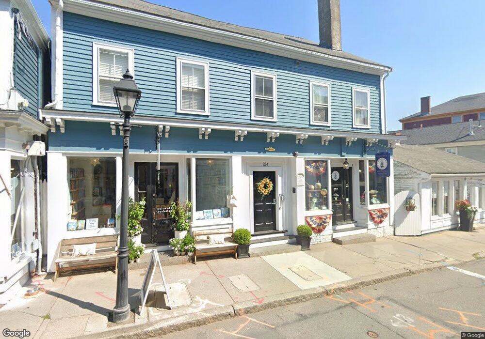 134 Washington St unit 4, Marblehead, MA 01945 - photo 1