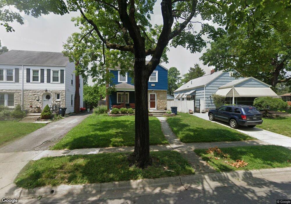 929 Vernon Rd, Columbus, OH 43209 - photo 1