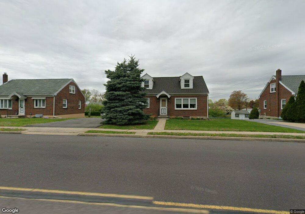 4012 Kutztown Rd, Temple, PA 19560 - photo 1