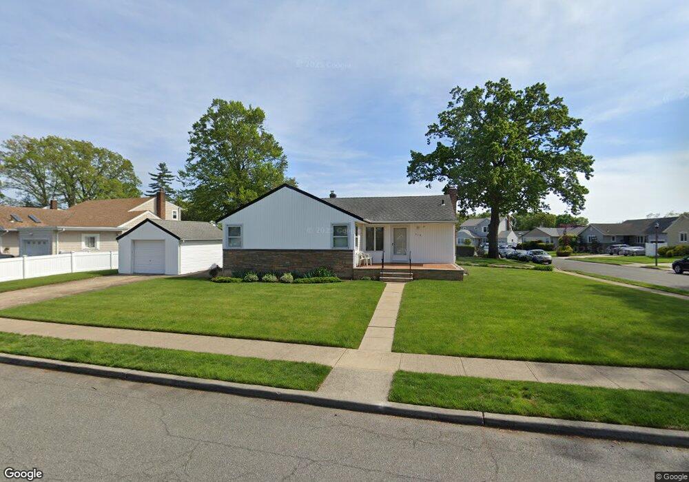 579 Theresa Ave unit 5, West Hempstead, NY 11552 - photo 1