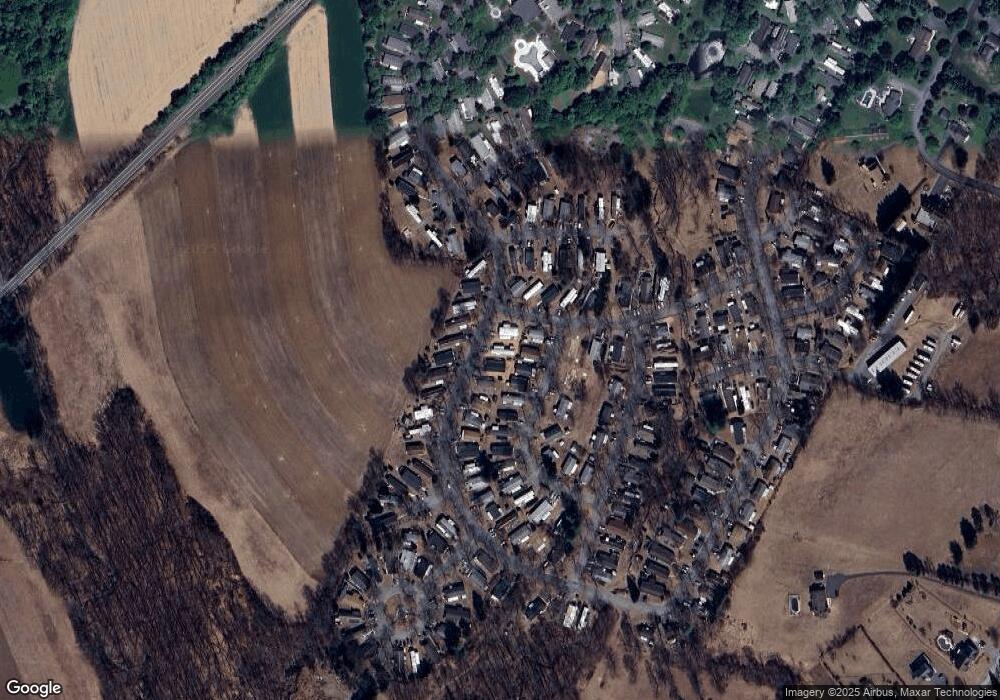 15 Hickory Hills Dr, Bath, PA 18014 - photo 1