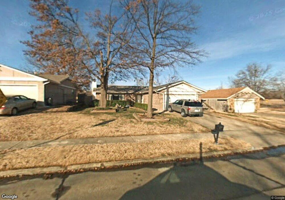 2904 S Ash Ct, Broken Arrow, OK 74012 - photo 1