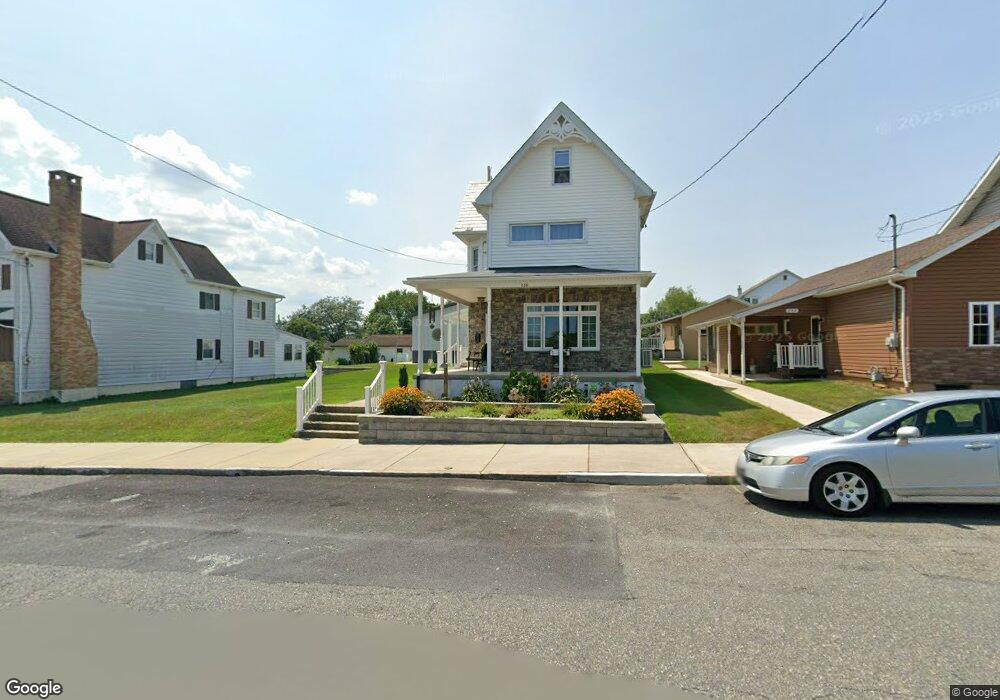 242 N 7th St, Lehighton, PA 18235 - photo 1