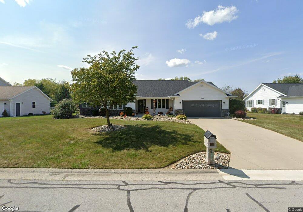 2135 Larkspur Dr, Lima, OH 45807 - photo 1