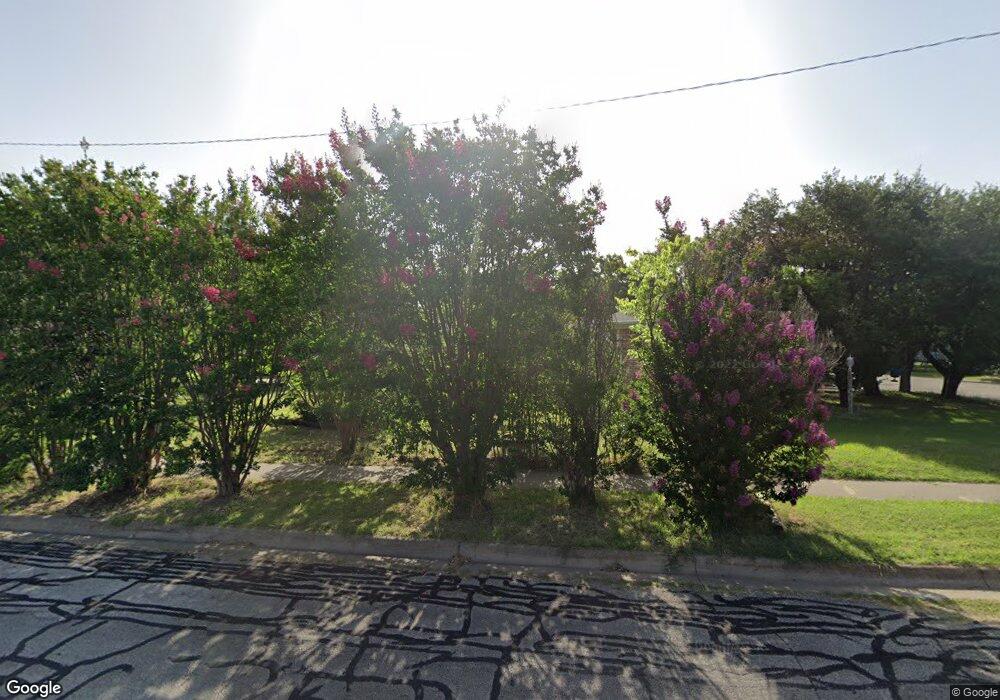 1100 Thomas St, Denton, TX 76201 - photo 1