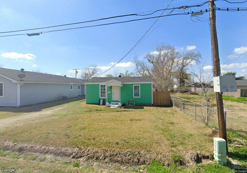 703 Sally Mae St, Lake Charles, LA 70601 - photo 1