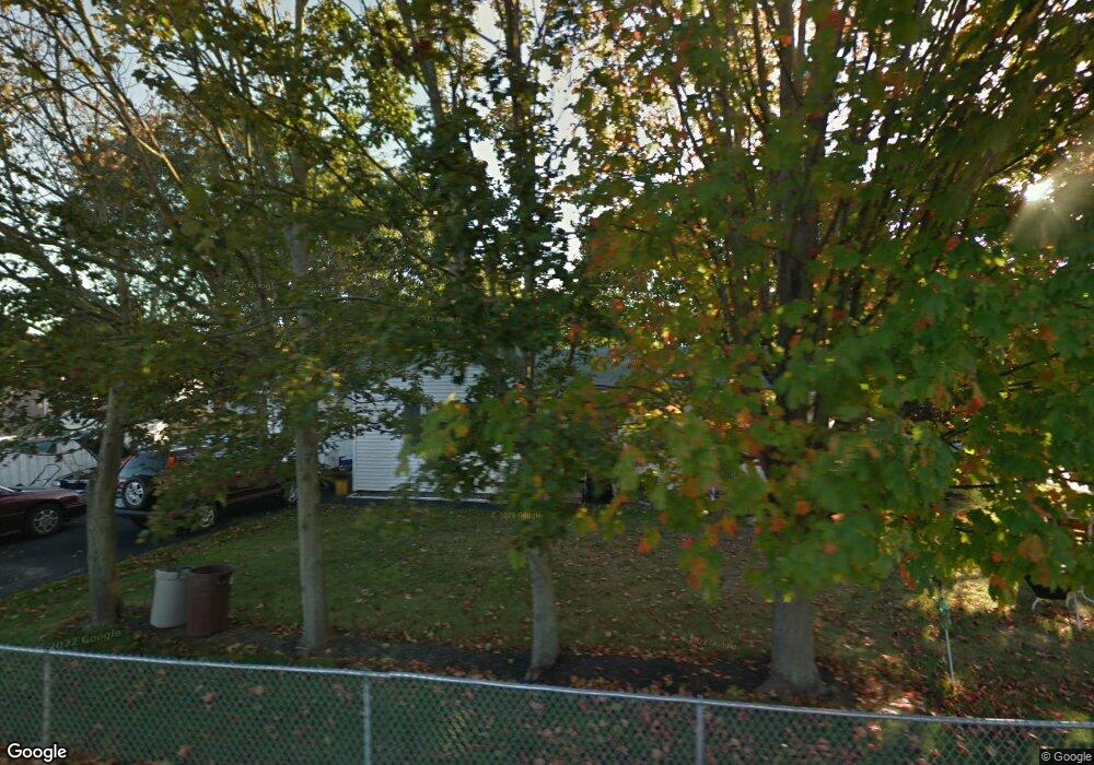 215 Ocean Rd, Portsmouth, NH 03801 - photo 1