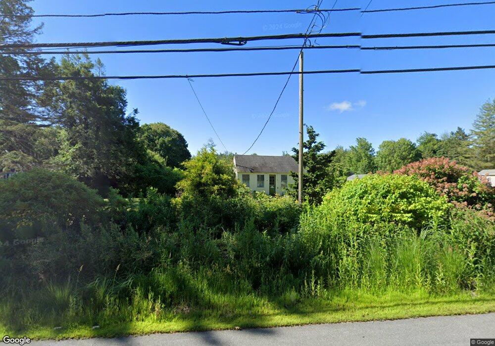 1046 Hartford Pike, North Scituate, RI 02857 - photo 1