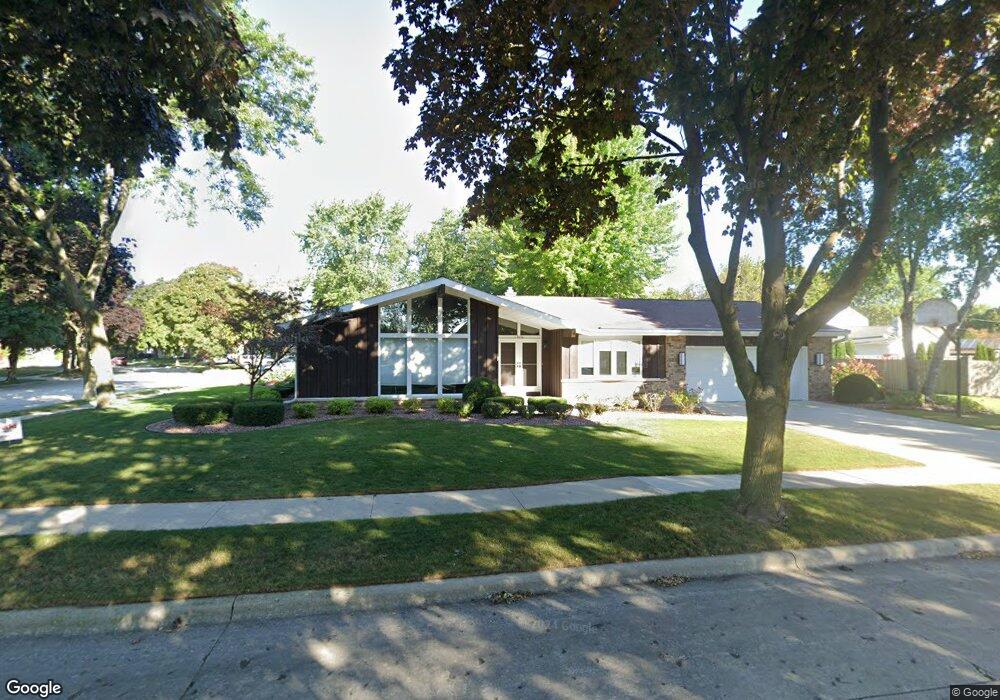 1916 Markham St, Manitowoc, WI 54220 - photo 1