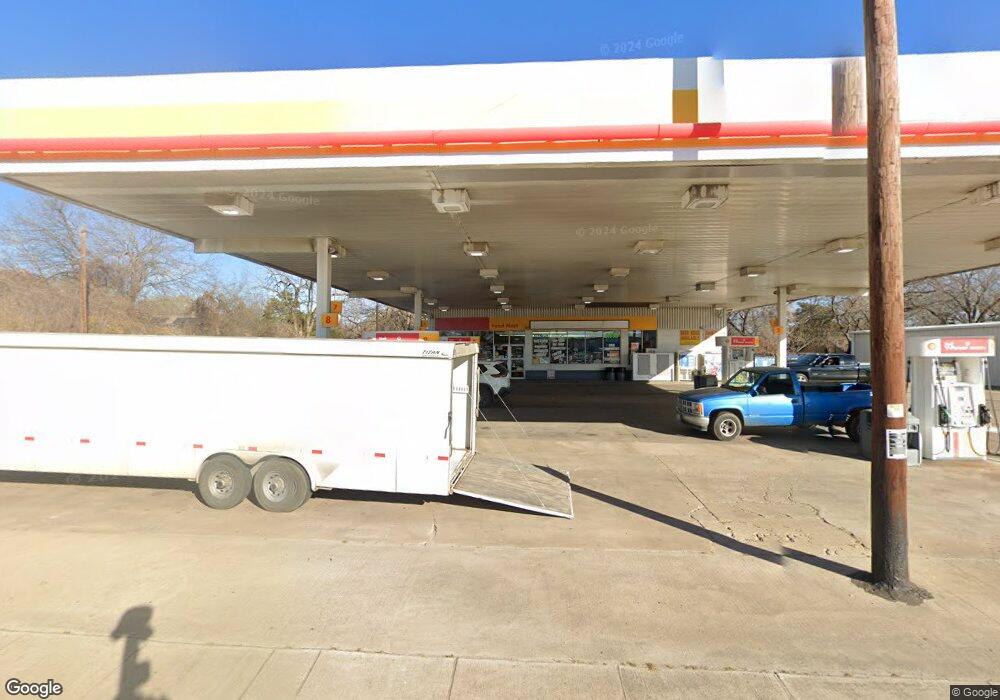 1533 W 6th Ave, Corsicana, TX 75110 - photo 1