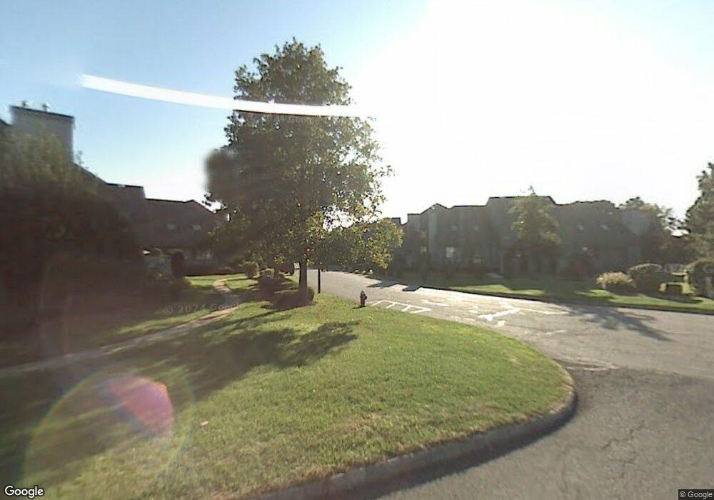 31 Linda Ln, Edison, NJ 08820 - photo 1