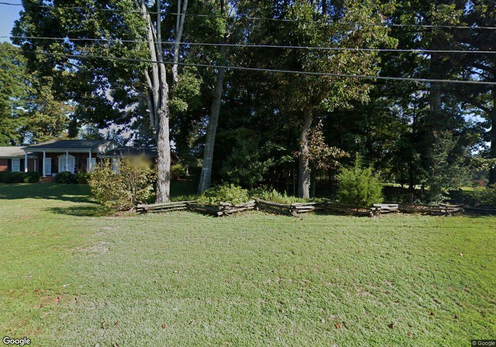 1624 Allen Ln, Conover, NC 28613 - photo 1