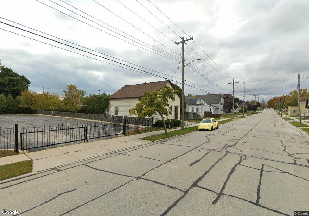 1215 School St, Two Rivers, WI 54241 - photo 1