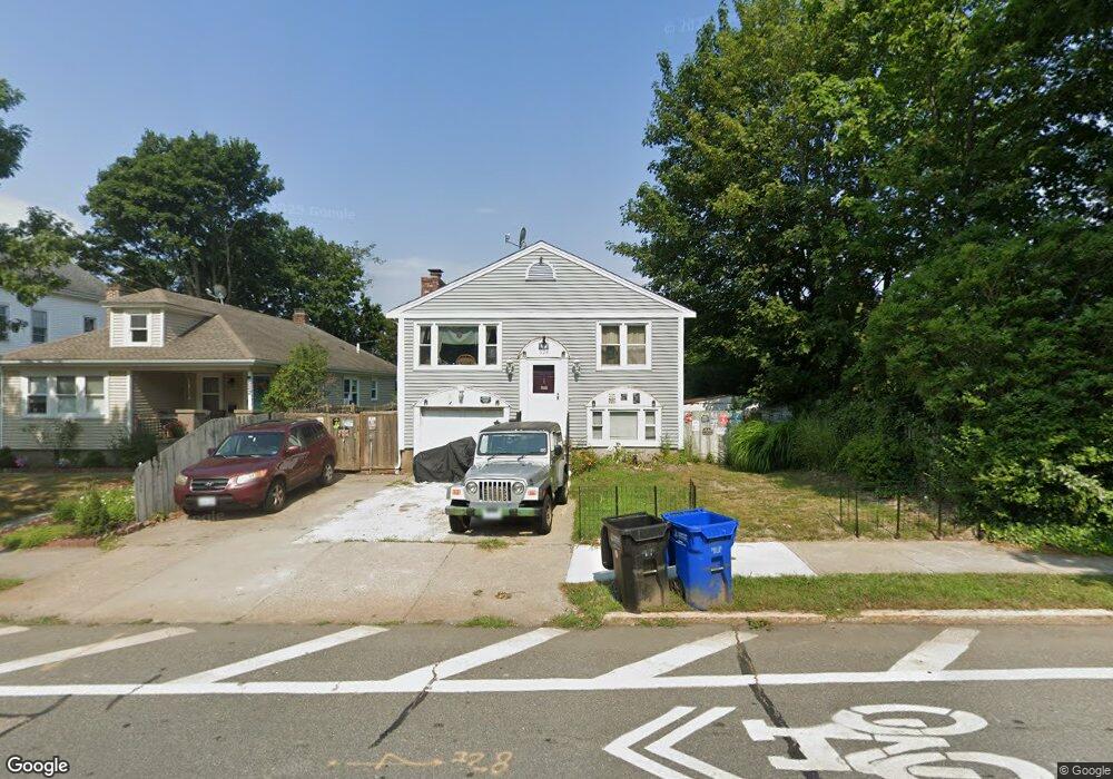 524 Broadway, Newport, RI 02840 - photo 1