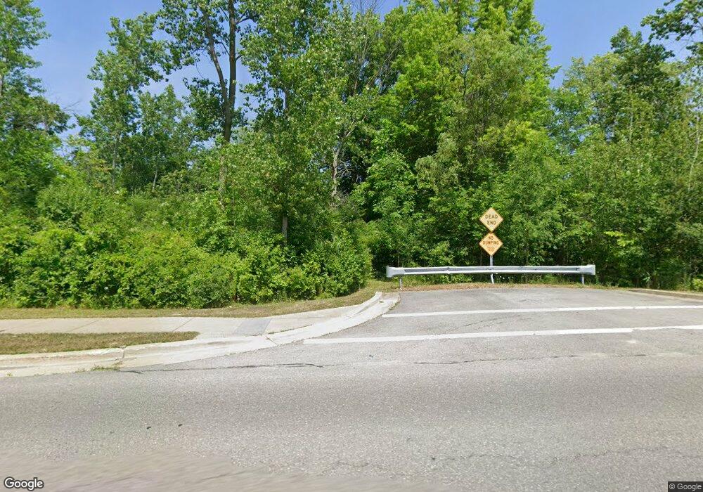 1036 Meadow Dr, North Tonawanda, NY 14120 - photo 1