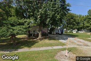 111 W Parrish St, Benton, IL 62812