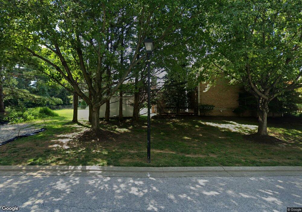 8502 Huntspring Dr, Lutherville Timonium, MD 21093 - photo 1