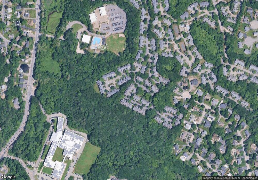 162 Bishops Forest Dr unit 162,162, Waltham, MA 02452 - photo 1