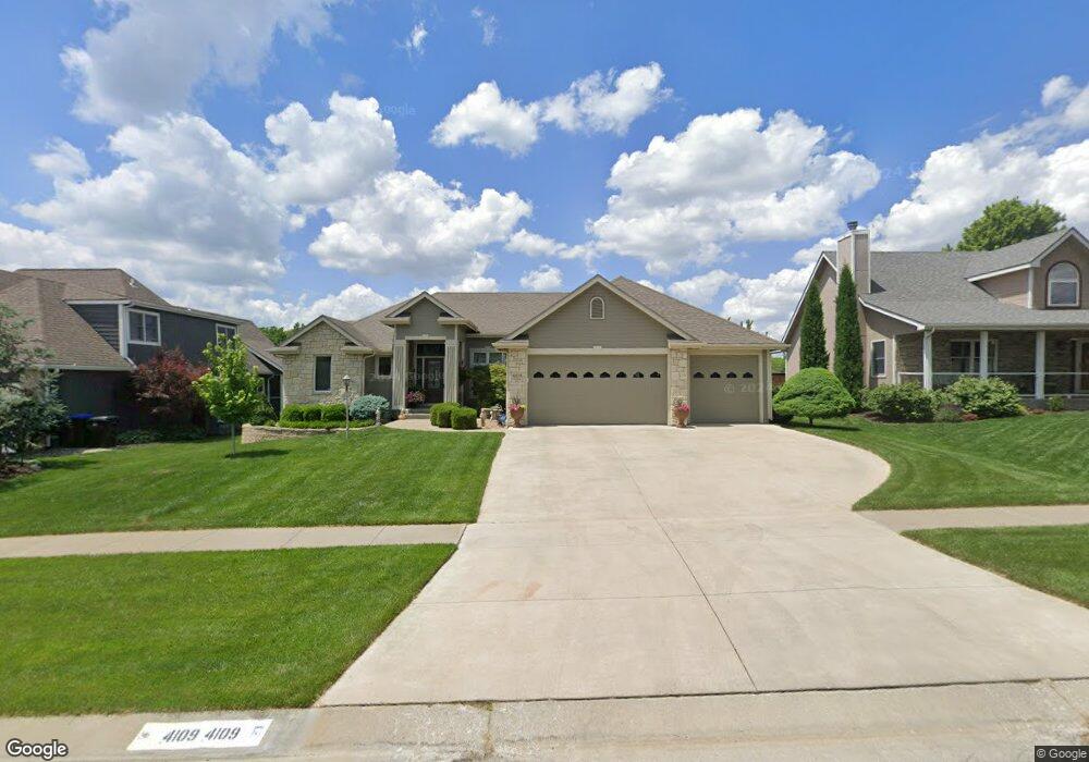 4109 SW Stone Ave, Topeka, KS 66610 - photo 1