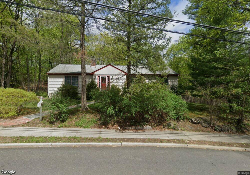 11 Cedar Ln, Croton On Hudson, NY 10520 - photo 1