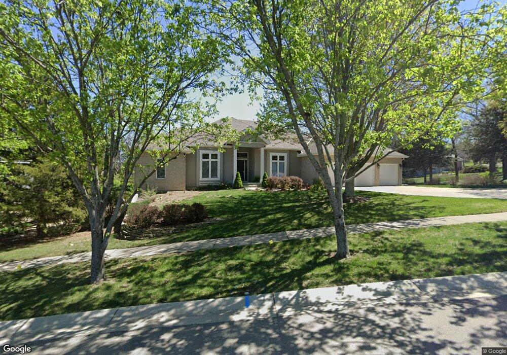 3720 SW Belle Ave, Topeka, KS 66610 - photo 1