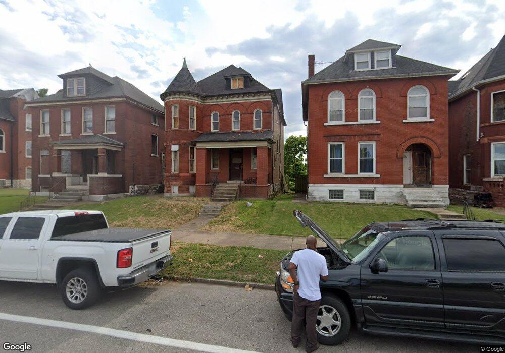 4248 W Florissant Ave, Saint Louis, MO 63115 - photo 1