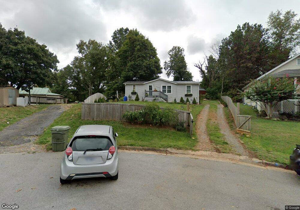 100 Woosley Cir, Waynesboro, VA 22980 - photo 1