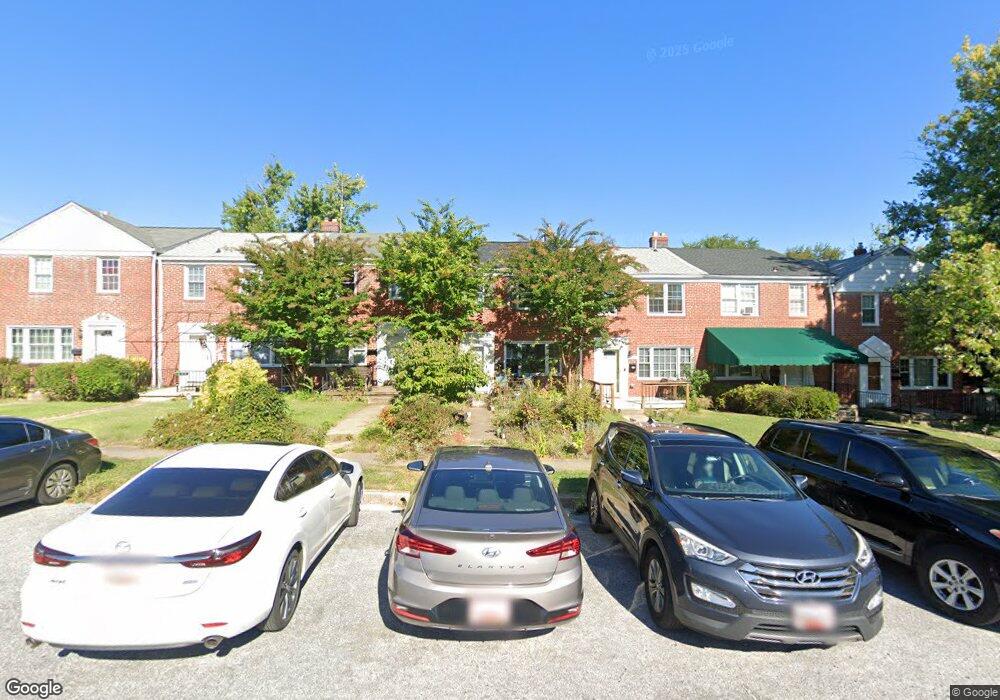 8 Skidmore Ct, Towson, MD 21204 - photo 1