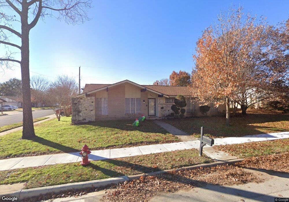 901 Chattanooga Dr, Bedford, TX 76022 - photo 1