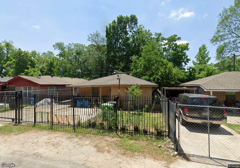 2614 Kenco St, Houston, TX 77093 - photo 1