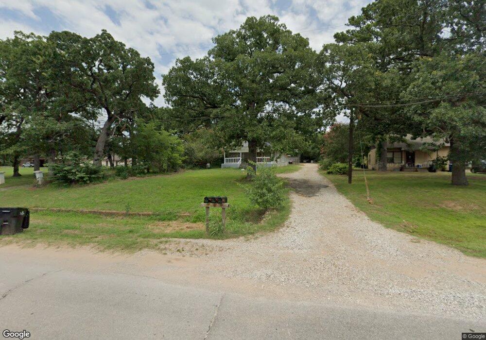 1822 Woodlawn Blvd, Denison, TX 75020 - photo 1