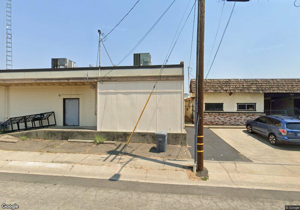 668 Iris Dr, Redding, CA 96002 - photo 1