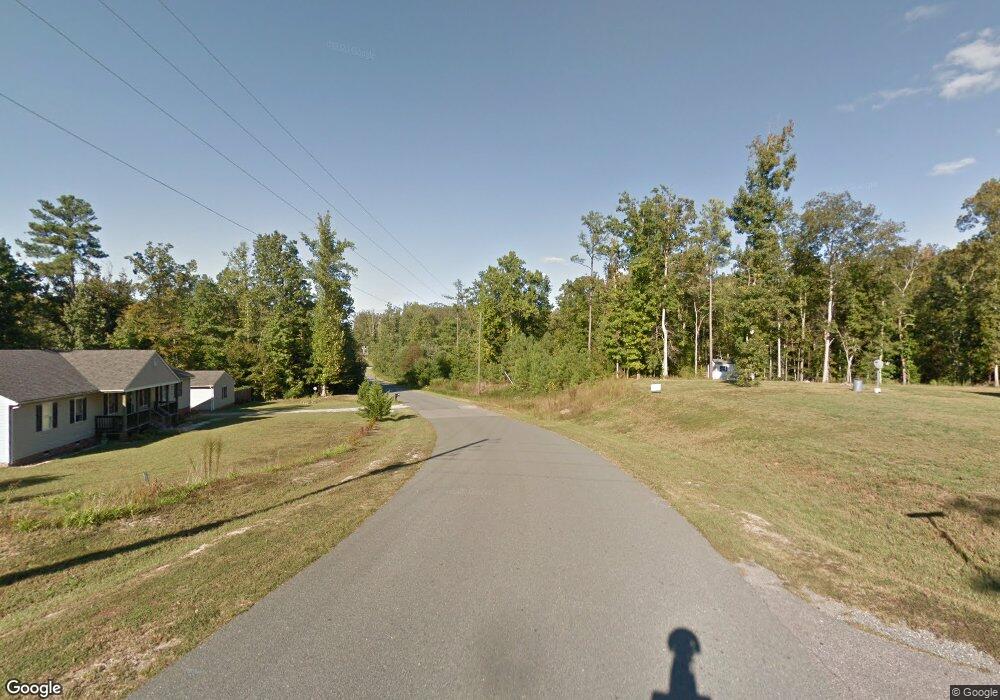 213 Parkwood Dr, Aylett, VA 23009 - photo 1