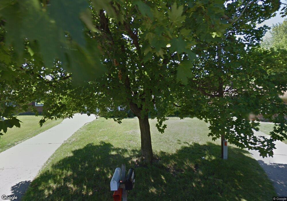 4353 Greentree Dr, Flint, MI 48507 - photo 1