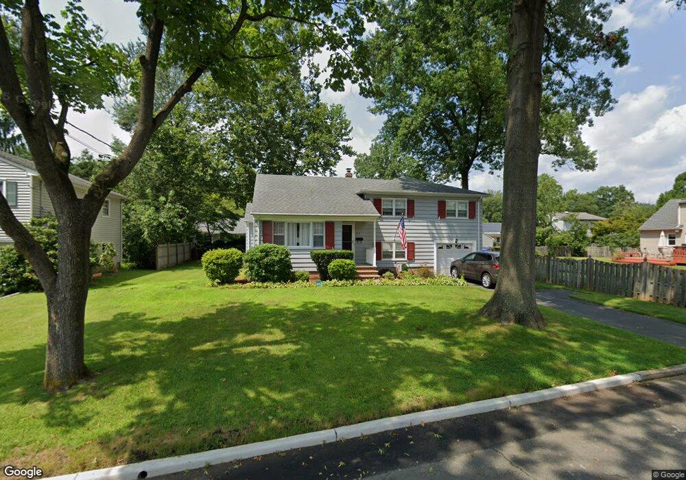 211 Rutledge Ct, North Plainfield, NJ 07060 - photo 1